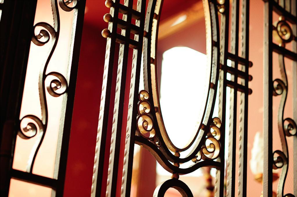 Hotel Perrin - Former Carlton ลักเซมเบิร์ก ภายนอก รูปภาพ
